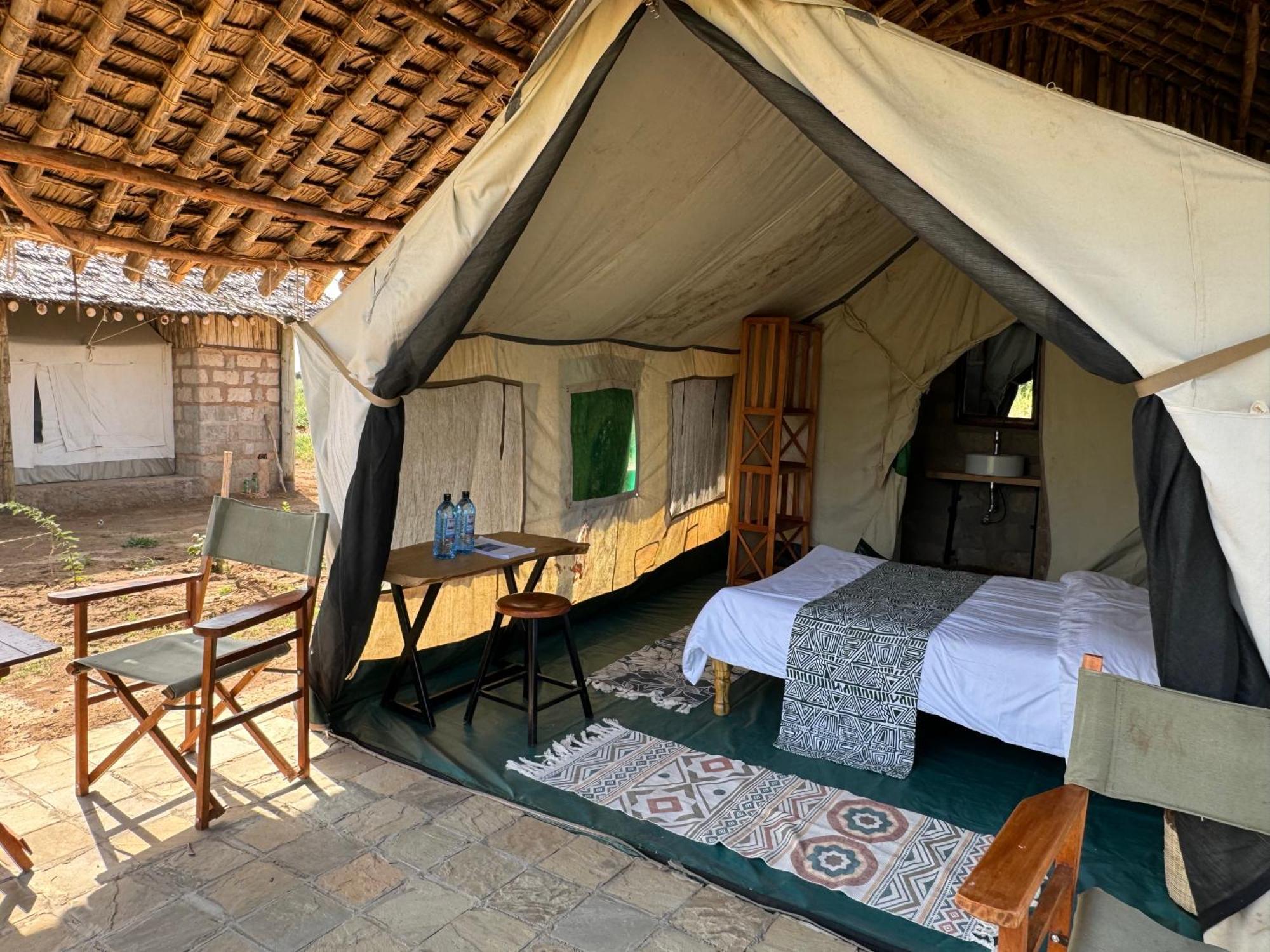Amboseli Discovery Camp Zewnętrze zdjęcie
